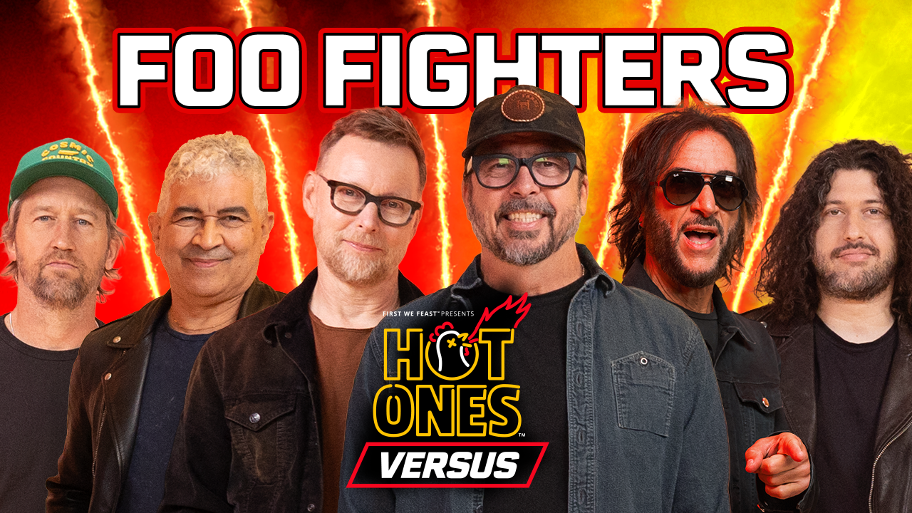 Foo Fighters | Hot Ones Versus